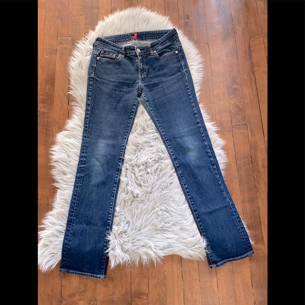 UniQLO jeans